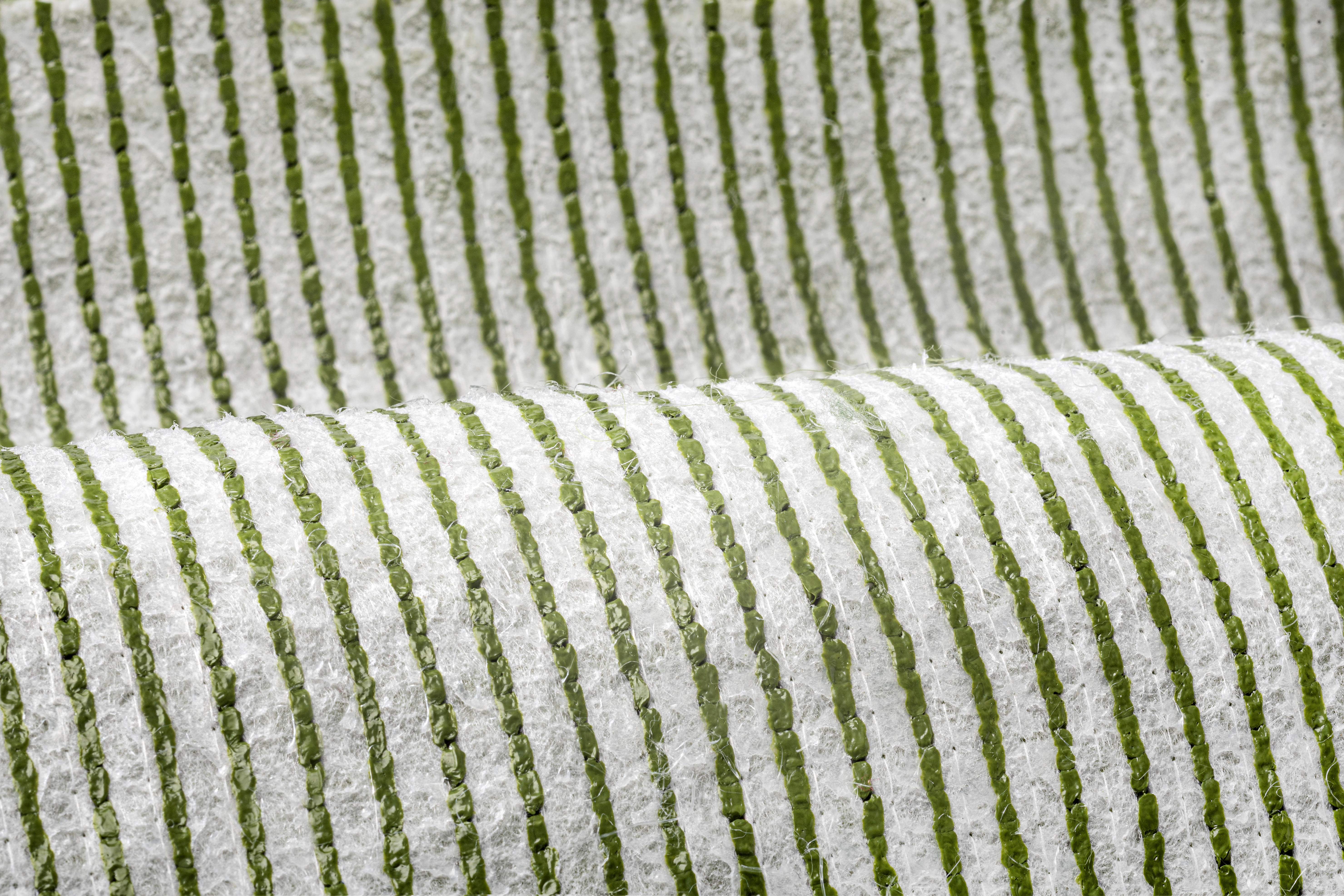 ONE-DNA single-polymer turf technology